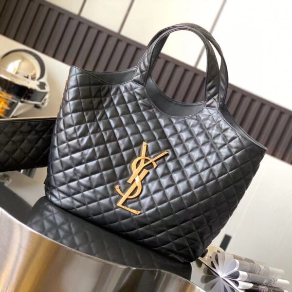 ICARE MAXI SHOPPING BAG IN QUILTED LAMBSKIN