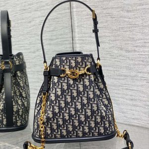 Large size, in stock‼ ️ The latest C'est series from the brick store