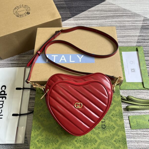 Interlocking G Mini Heart Shoulder Bag.