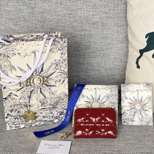 Elegant Patent Leather Quilted Chain Shoulder Bag – Small Luxury Style Evening Bag