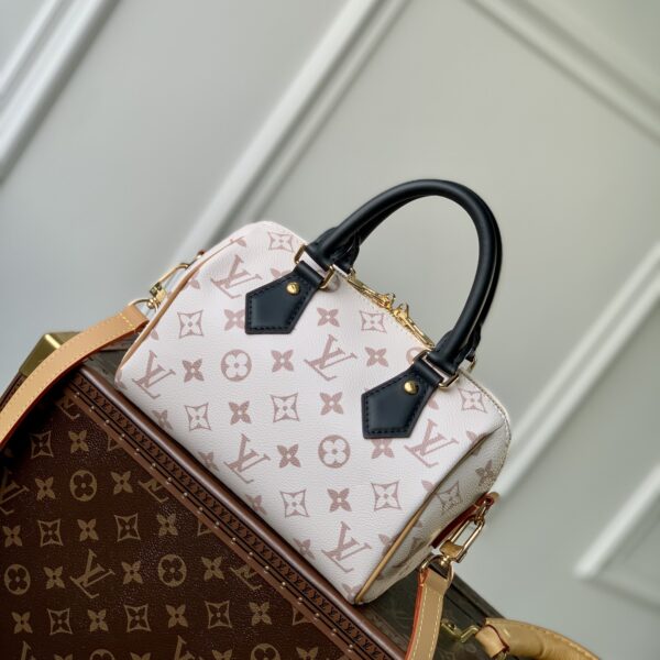 M46906 Elegant White Floral Print Designer-Inspired Women's Handbag