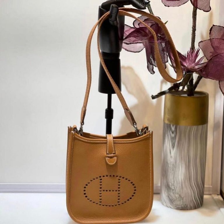 Hermes Evelyn Designer Handbags for Women - Image 2