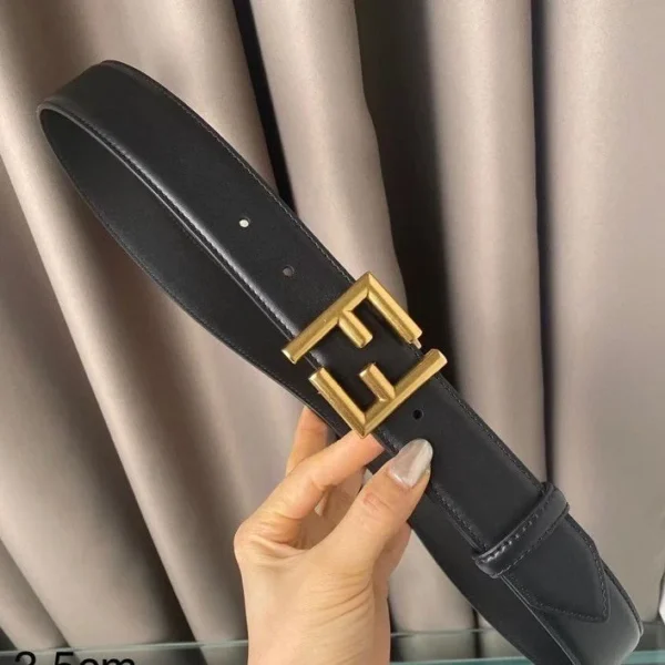 Replica Fendi Leather Belt