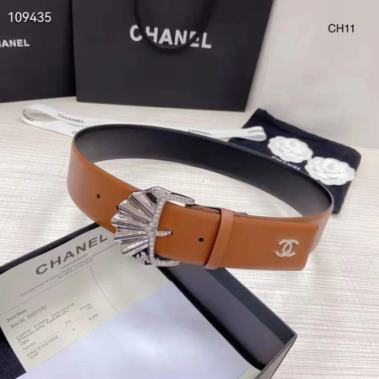Chanel Leather Buckel Belt - Image 2