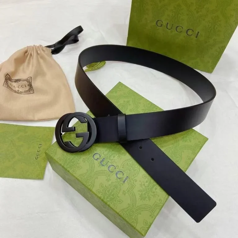 Gucci GG Interlock Leather Belt - Image 2