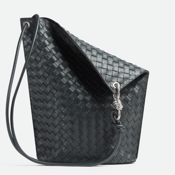 Bottega Veneta Medium Knot Bucket